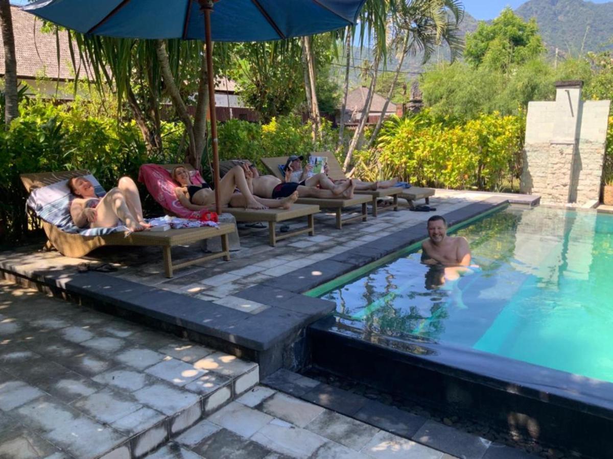 Sunia Loka Bungalows & Dive Center Pemuteran Exteriör bild