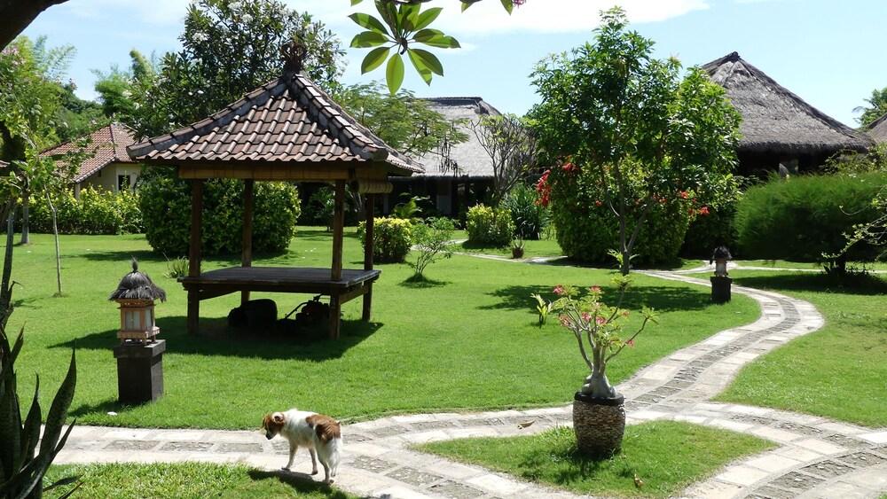 Sunia Loka Bungalows & Dive Center Pemuteran Exteriör bild