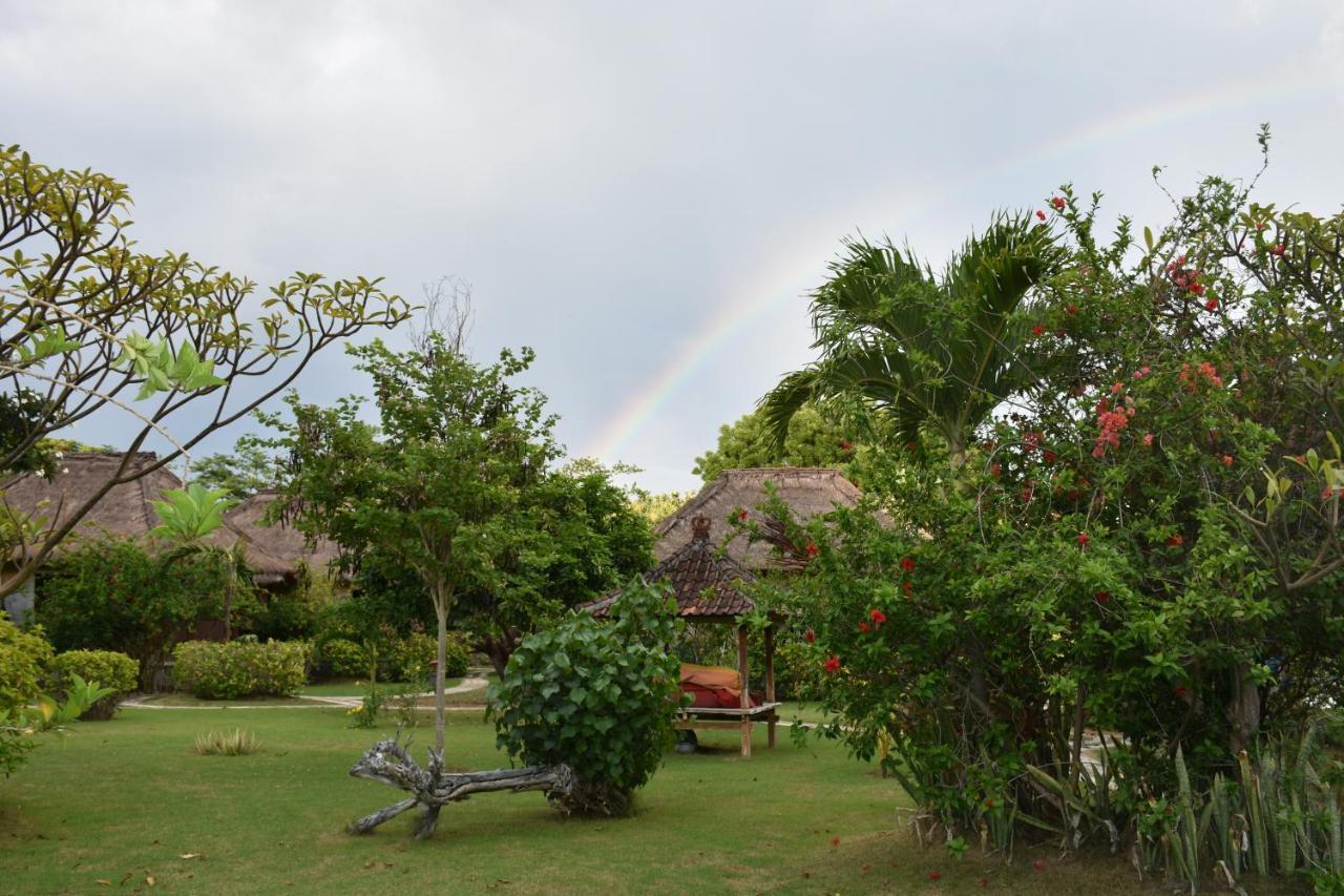 Sunia Loka Bungalows & Dive Center Pemuteran Exteriör bild